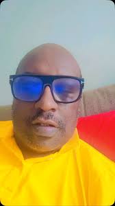 🔴🇨🇮🎙️ Eric Didia ( Roro ) s’adresse au Président de la République