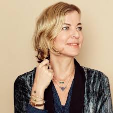 Brooke Gregson's Instagram, Twitter & Facebook