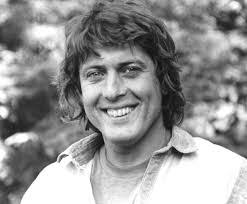 Terry Lear's Instagram, Twitter & Facebook