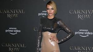 Rund die hälfte der 50 zentren im land nehmen an. Cara Delevingne Corona Hilfe Trotz Millionen Vermogen
