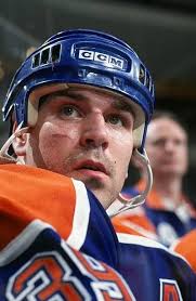 LB Doug Hocking 🇨🇦#Bombers (1995-2002) Doug had a 12 year #CFL career.  Played in 178 regular season games, 9 playoff games and participated in the  2001 Grey Cup. Dave Ritchie had him