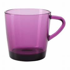 Glastasse Ikea Modefarbe Lila Violette Wohnaccessoires C Ikea Schon Am Morgen In Lila Laune Dann Konnen Sie Ihren Kaffee Aus D Modetrends Violett Mode