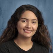 Elizabeth Robles's Instagram, Twitter & Facebook