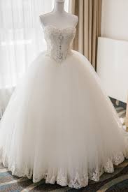 Beste hochzeitskleid corsage von romantisch royales brautkleid mit corsage in elfenbein und. Brautkleid Prinzessin Mit Herzcorsage Brautkleid Prinzessin Kleid Hochzeit Brautkleid