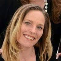 Elaine Streeter's Instagram, Twitter & Facebook