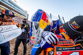 Kem minnick nude she bestowed me a tiny smooch and asked