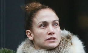 What j.lo looks like without makeup. Jennifer Lopez Is Unrecognizable As She Goes Make Up Free Jennifer Lopez Jennifer Lopez Without Makeup Jenifer Lopez