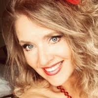 Heather Cramer's Instagram, Twitter & Facebook