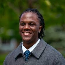 Elissa Gee's Instagram, Twitter & Facebook