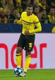 Check out his latest detailed stats including goals, assists, strengths & weaknesses and match ratings. Man Utd News Manuel Akanji Reveals He Dreams Of Joining Red Devils Football Sport Express Co Uk