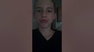 Lip vibration/slow mo