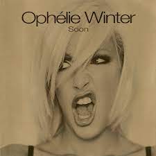 Est le premier album d'ophélie winter, sorti en 1996 chez east west. Ophelie Winter Spotify