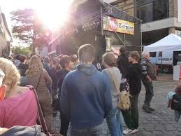 Depuis 2019, la fête de la musique de lausanne est membre de la charte keychange, avec pour objectif une programmation 50:50 entre hommes et femmes à l'horizon 2022, et ceci dans tous les genres musicaux (jazz et musiques actuelles, classique, chœurs, traditionnel). Fete De La Musique Galerien 01 Data Neu Media Top Level Nodes