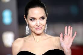 Née voight, formerly jolie pitt, born june 4, 1975) is an american actress, filmmaker, and humanitarian. Onderzoeker Beweert Angelina Jolie Werkt Voor De Cia Celebrities Hln Be