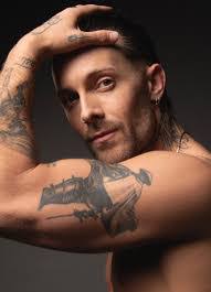 Mark Veal's Instagram, Twitter & Facebook