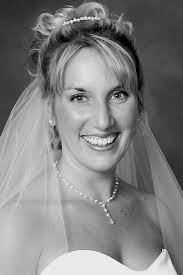 Couple honeymoon in Hawaii