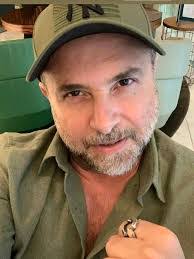 Shawn Dolph's Instagram, Twitter & Facebook