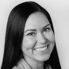 Cassandra Lentz's Instagram, Twitter & Facebook