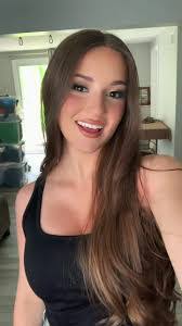 Cassie Hooker's Instagram, Twitter & Facebook