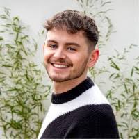 Lili Combs Email & Phone Number