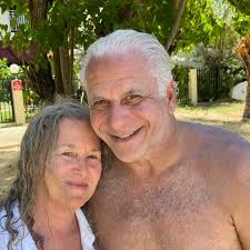 What are good bars or restaurants for a solo night out near Cypress Creek  or Lyons?