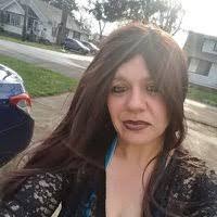 Darcy Wilde's Instagram, Twitter & Facebook