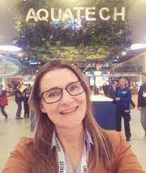 Lisa Tuset's Instagram, Twitter & Facebook