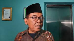 Gimana cara nyelametin kakek sugiono dari perkebunannya ?? Kolase Foto Ma Ruf Kakek Sugiono Istana Wapres Dukung Proses Hukum