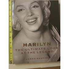Marilyn: The Passion and the Paradox: Banner, Lois: 9781608195312:  Amazon.com: Books