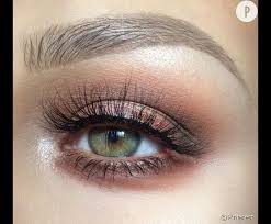Up to 90% off & free expedited shipping. Yeux Verts 5 Idees Pour Les Mettre En Valeur Puretrend