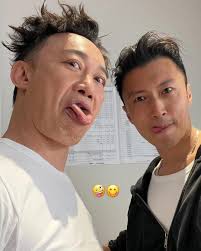 陳奕迅的歌陪住我長大- 祝Eason生日快樂！最緊要身體健康！日日都咁快樂！