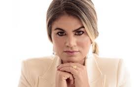 Andrea Kelliher's Instagram, Twitter & Facebook