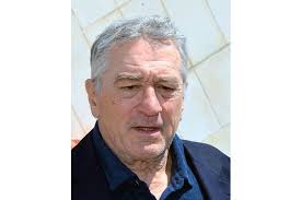 最强黑帮片阵容！等了9年，今年终于等到这部老男人“硬”片_百科TA说