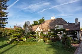 Pest control service in oviedo, florida. Lawn Care Contact Best Lawn And Pest Control Company Orlando Fl