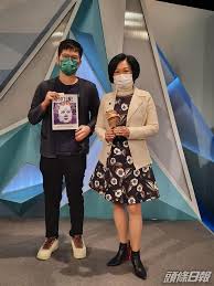 雖然3人犯錯的嚴重性比俞宗怡高；雖然與梁 錦 松 、 葉 劉 淑 儀及 楊永強相較，俞宗怡的錯失不涉個人利益；雖然判斷失誤是集體之 . 失，也是個人的過失，而雖然過失嚴重不致下台，但俞宗怡作為問責 局長. Kelly Online æ¸¾æ°´é€èŠ±å…¼è®šè'‰åŠ‰ç¾Žè…¿ç¶²æ°'æŠ½æ°´ æ¸¾æ°´æ'¸å„€ é ­æ¢æ—¥å ±