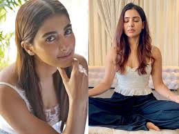 3.2m likes · 199,477 talking about this. Pooja Hegde Overtakes Samantha In The Instagram Race Tamil Movie News Times Of India