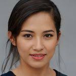 Daisy Sauer's Instagram, Twitter & Facebook