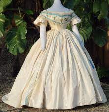 Illustrations of ladies' evening dress of the 1850s and 1860s. Evening Dress With Bertha C 1860 Historical Dresses Victorian Fashion Victorian Clothing