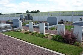 St. Ouen Communal Cemetery - WW1 ...