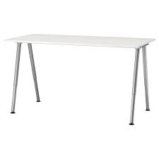 Er ist 160 cm lang und 60 cm breit sowie höhenverstellbar. Thyge Schreibtisch Weiss Silberfarben Ikea Schweiz