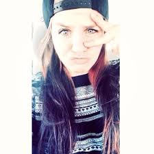 Lizzy Simmons (@lalalizzysmms)