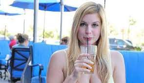 According to sources, she bounced around from military base to military base, because of her mother's employment. Scam Survivors Scammers Abusing Stolen Photos Of Danielle Ftv