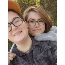 Where to find Dubia roaches and mealworms?