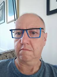 New specs today. Finally I can see again. Outline 374 with Nikon SeeMax  Ultimate varifocals (transition lenses with Drive coating) and Antwerp  Central 365 with Nikon occupational lenses (with blue coating for