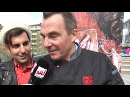 Vår kock Christoph Von Salis är tillbaka med NRJ gänget och lagar wraps  smaksatta av våra produkter