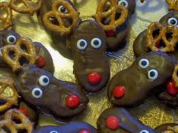 Do you have reese's peanut butter cups, little the hubby and son#3 were enlisted to help me come up with the title/name of these silly reindeer. Reindeer Nutter Butters Todaysmama Today S Mama