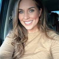 Lacey Singleton's Instagram, Twitter & Facebook