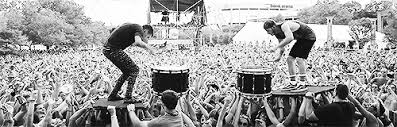 Jul 02, 2021 · dans l'attente de retrouver une situation normale en 2022, avec les américains pearl jam, metallica, faith no more et twenty one pilots déjà confirmés comme têtes d'affiche, la localité du brabant flamand accueille pendant tout ce mois de juillet le werchter parklife. Twenty One Pilots Misguided Ghost