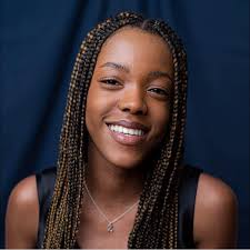 Zara Williams's Instagram, Twitter & Facebook