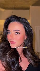 Welcome to The Hosue Tour Transition Sabrina Carpenter